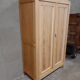 Armoire en pin massif