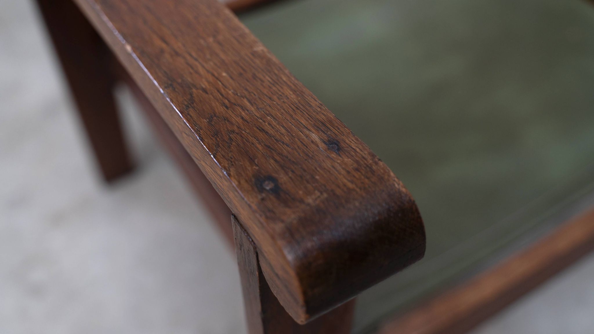 Ensemble de deux fauteuils de salon français anciens