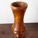 Vase en bois