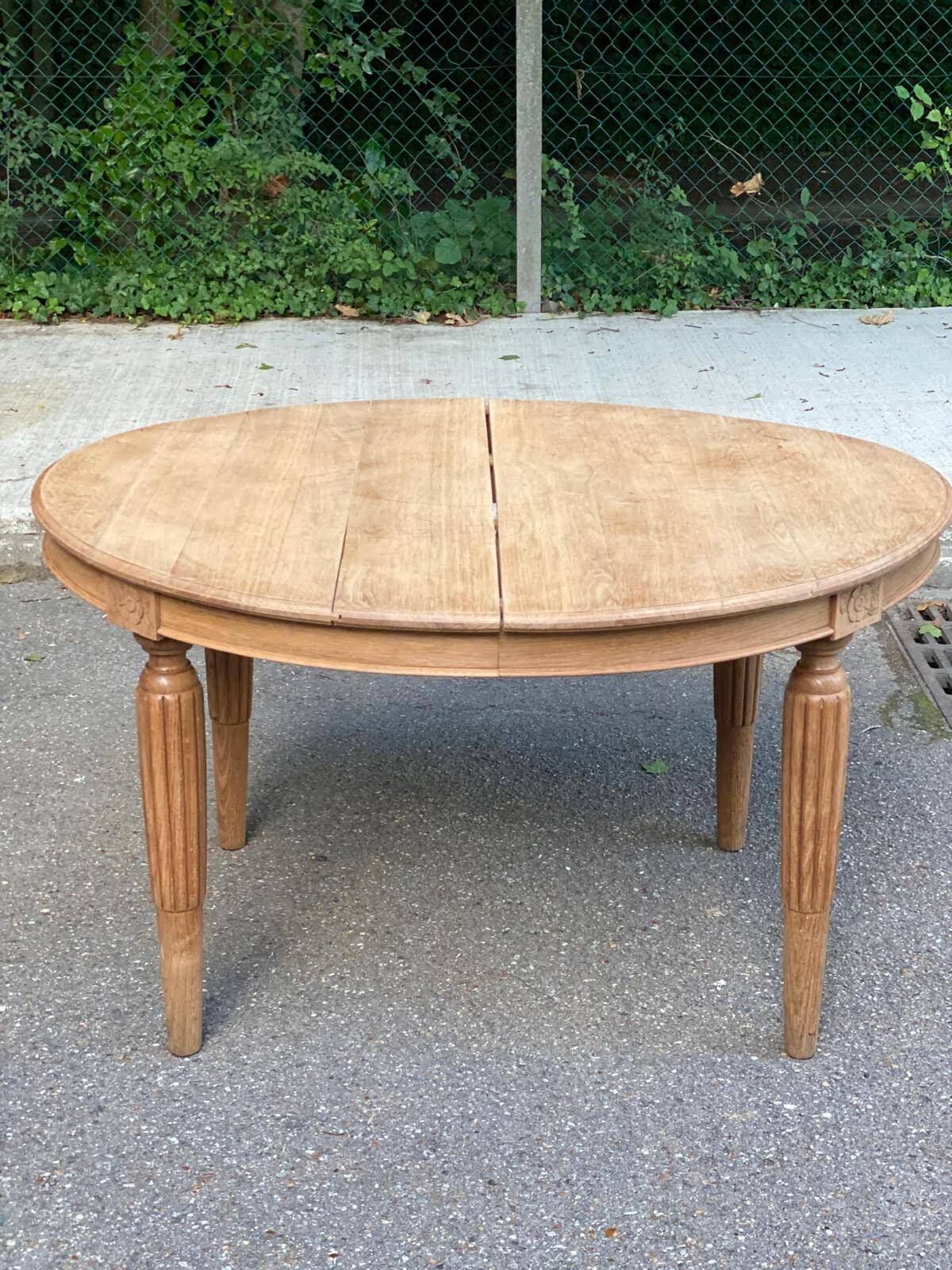 Table à manger art déco ronde extensible rénové en bois brut 1950 225cm