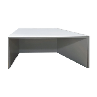 Back office or white startified console
