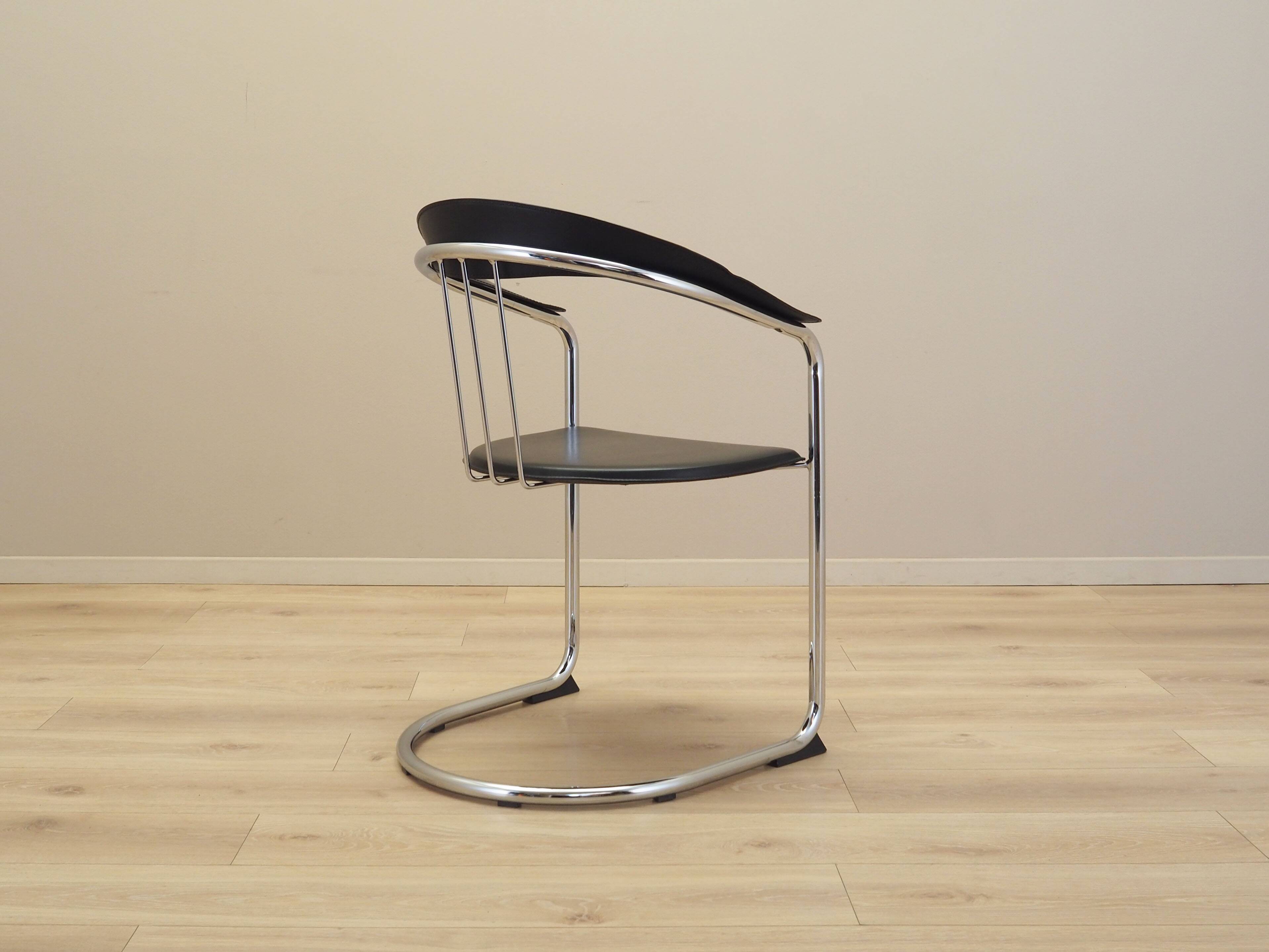 Set of four chairs, Italian design, 1980s, production: Italy