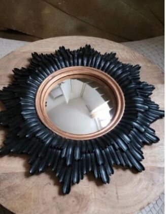 Lot of 24 mirrors for victory