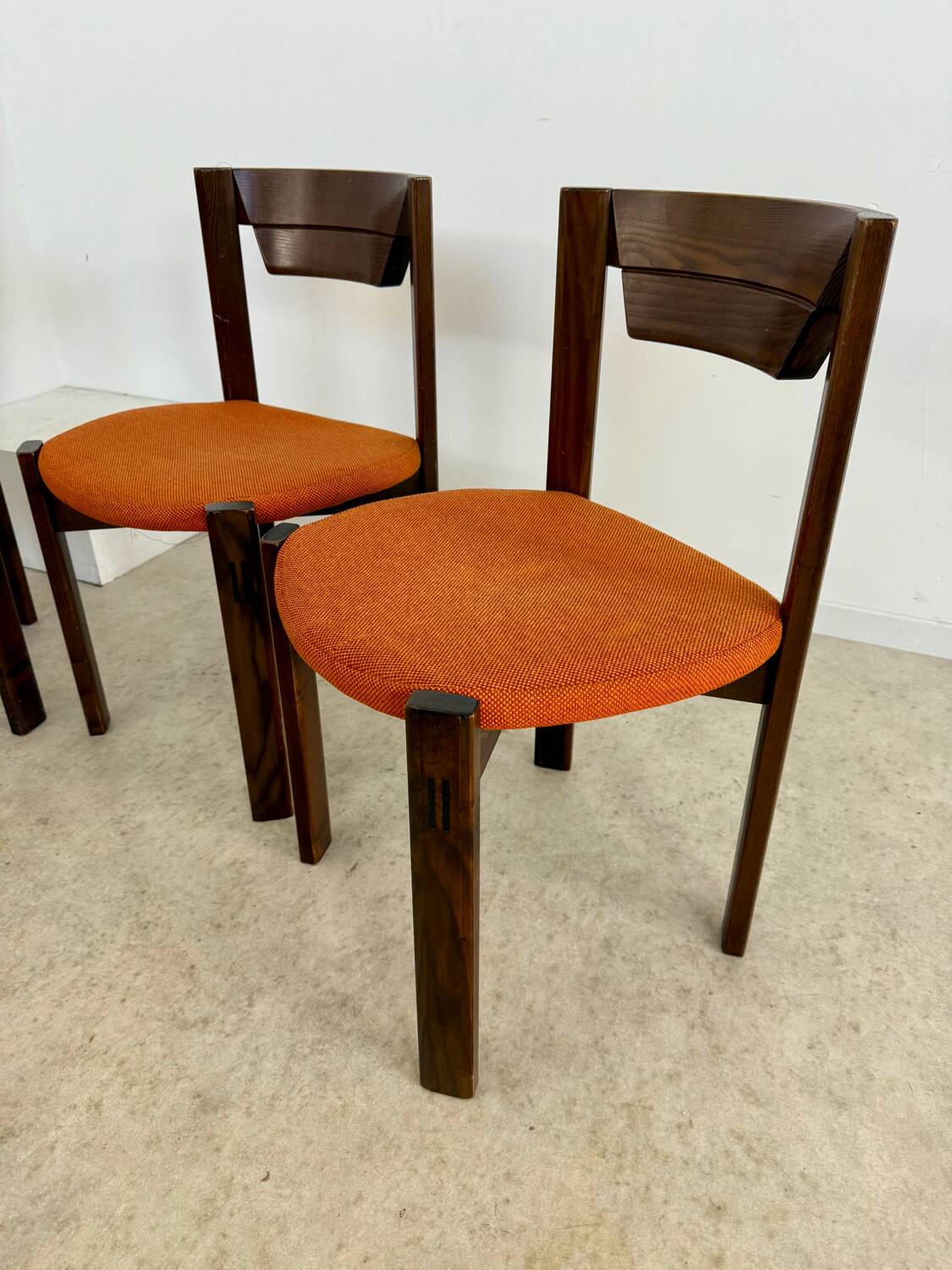 Set of 6 Girsberger Scandinavian style chairs from the 70s, vintage, solid wood, original fabric