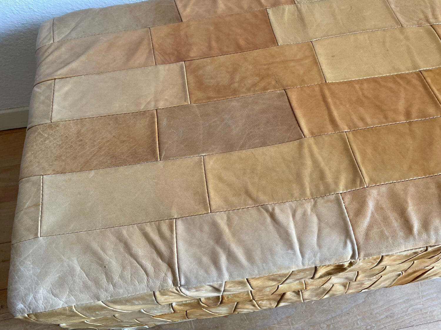 Banc pouf coffre en cuir patchwork  De Sède