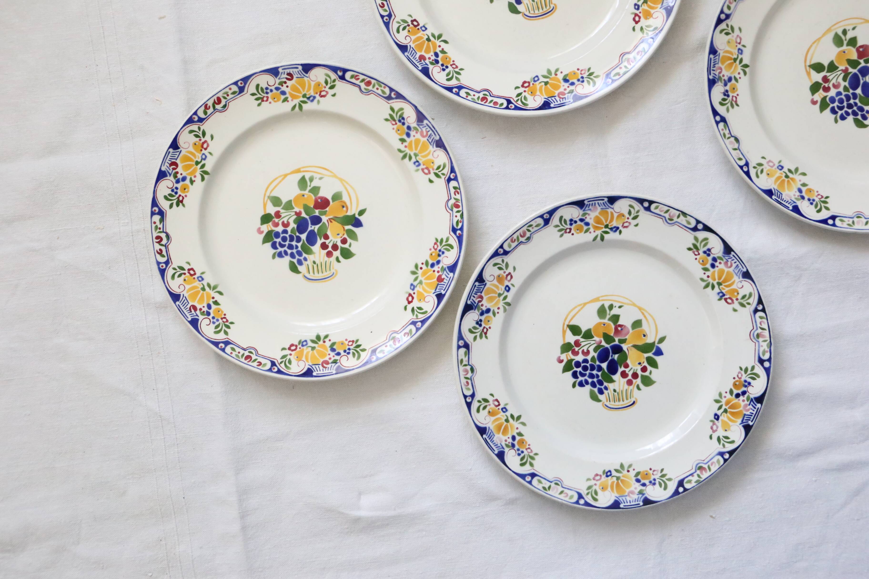 Set of 6 Boch dinner plates, Fructidor service, vintage