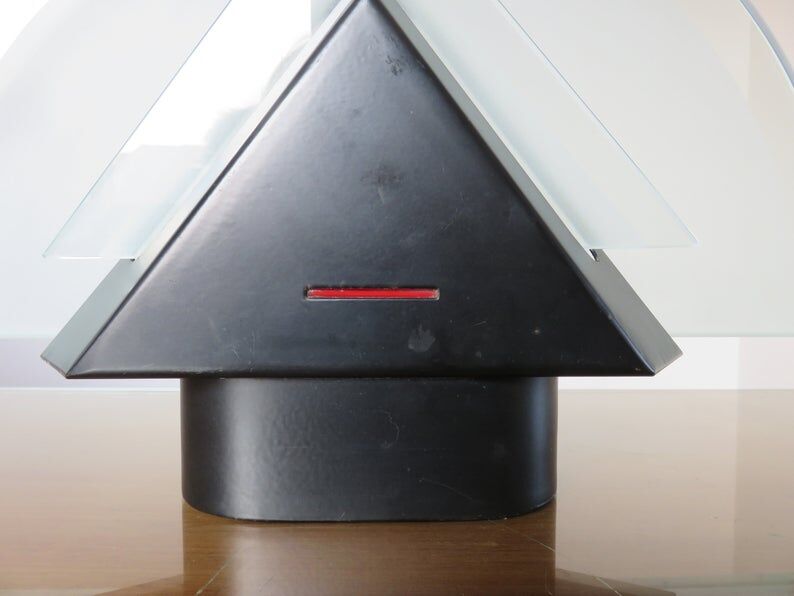 Graphic lamp "half moon" 1980s era Memphis
