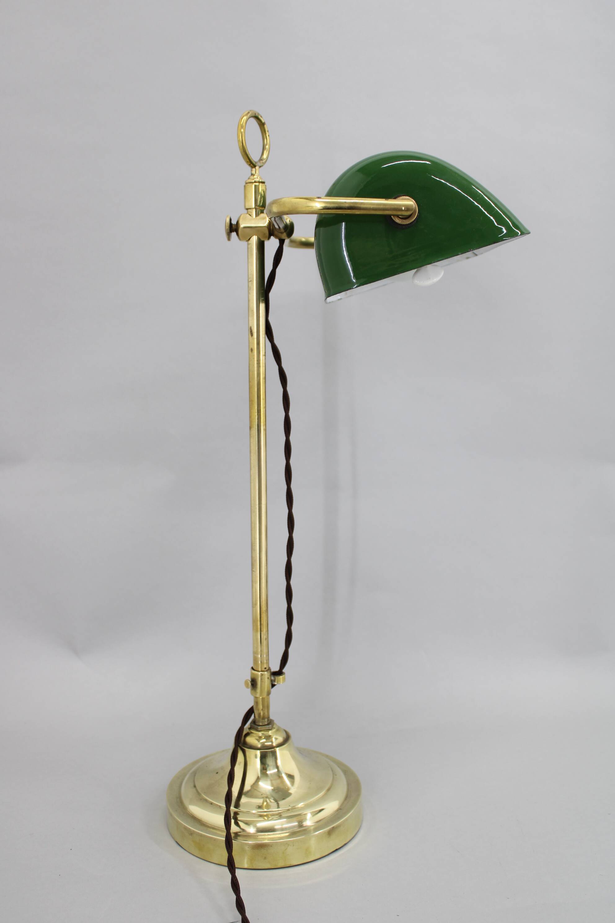 Lampe de table de banquier Art Déco en laiton des années 1930, Tchécoslovaquie
