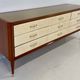 Commode italienne des années 1950 en parchemin, attribuée à Paolo Buffa