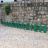 Enseigne lettres en bois vertes pharmacien
