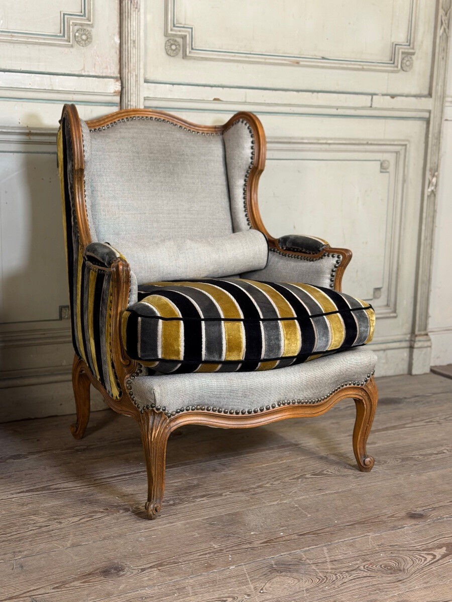 Pair of carved wooden armchairs, 20th century