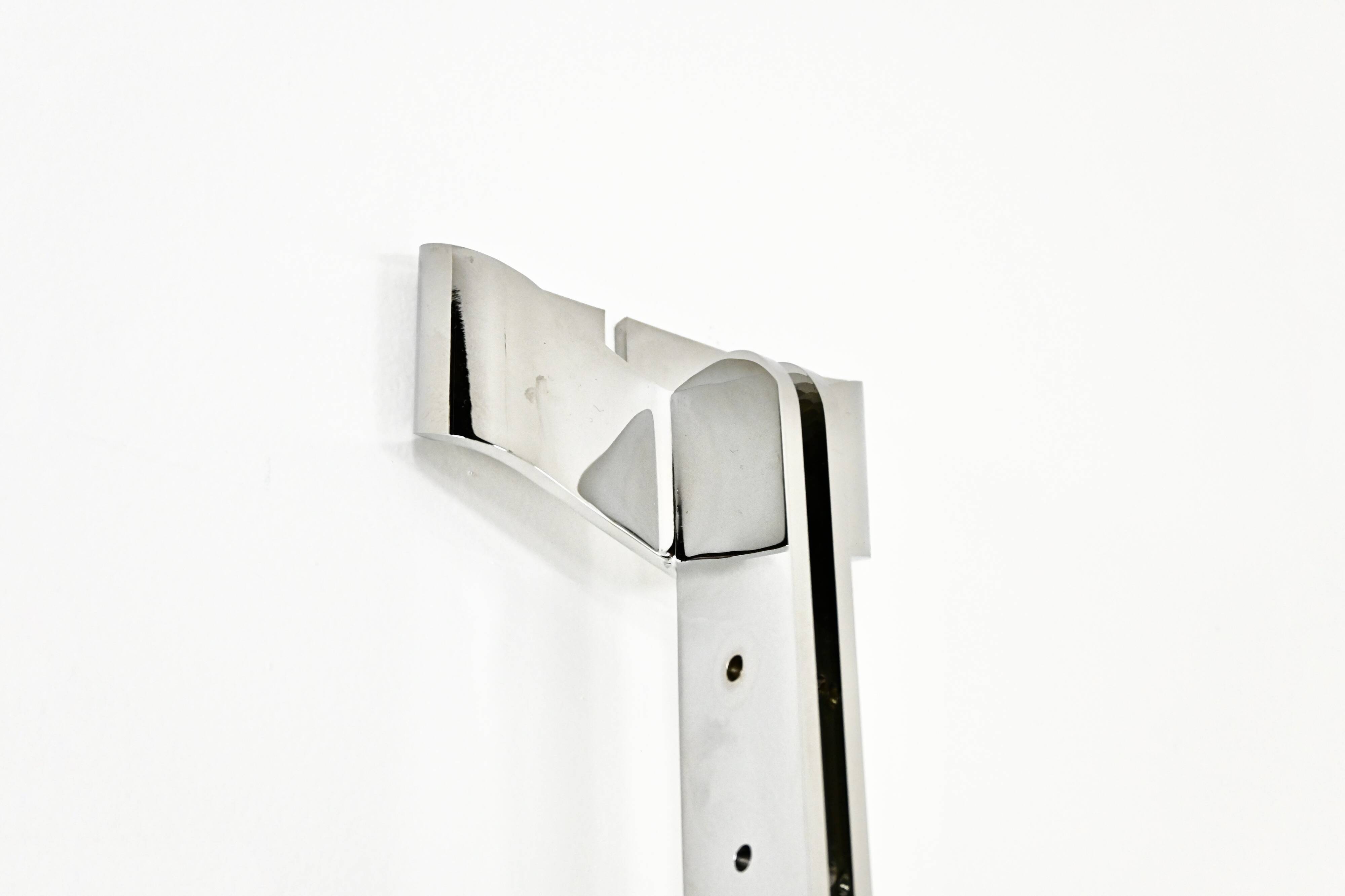 Pair of P700 wall units by Vittorio Introini for Saporiti, 1960s