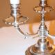 Paire de chandeliers en triangle à 3 feux
