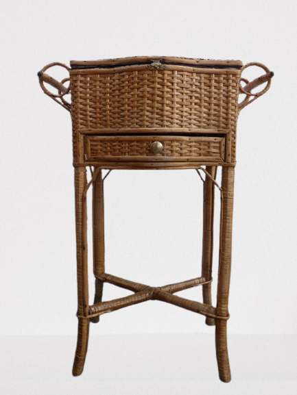 Bedside table tavailleuse wicker vintage