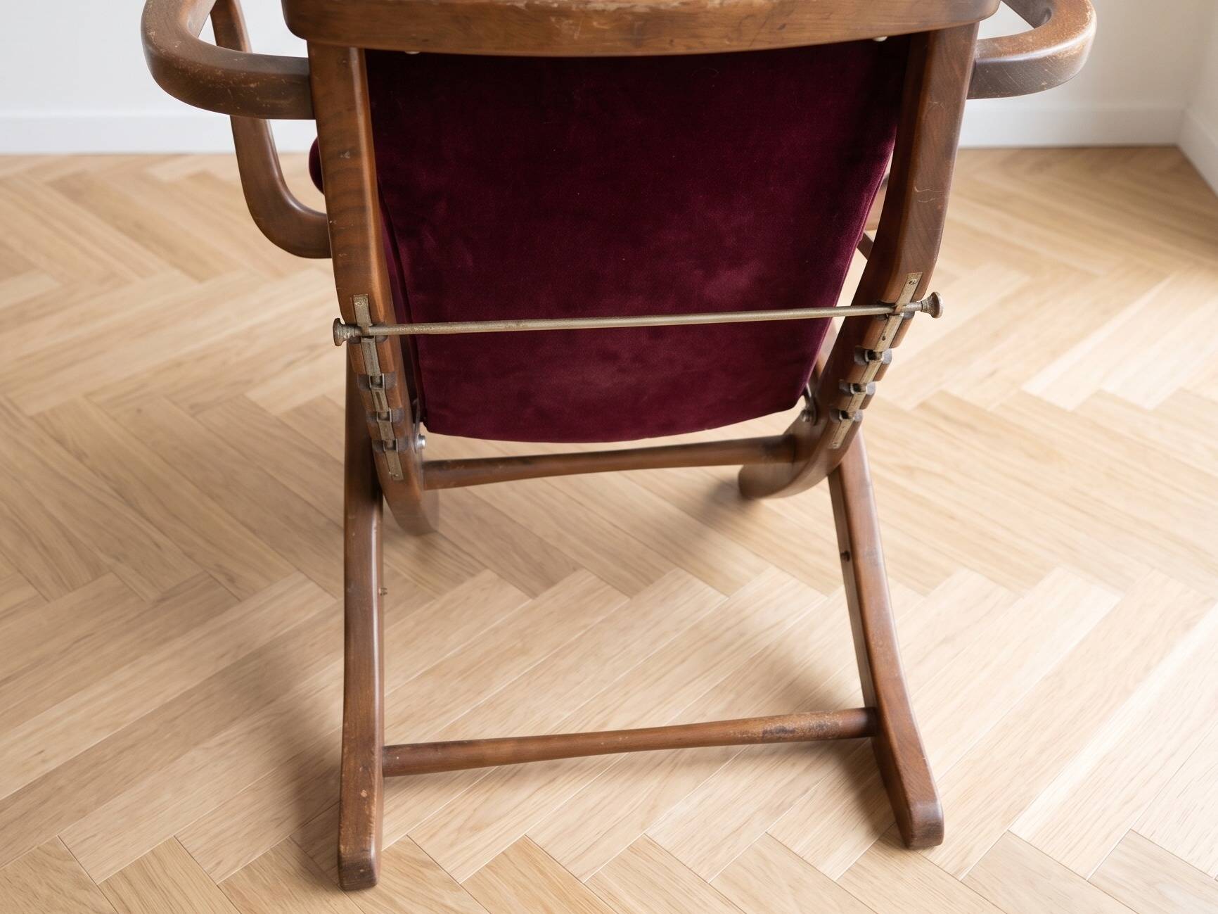 Vintage 1970s adjustable armchair in burgundy velvet.