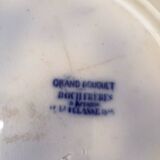 Set of 7 soup plates, Grand Bouquet Boch-Frères Keramis, 19th century