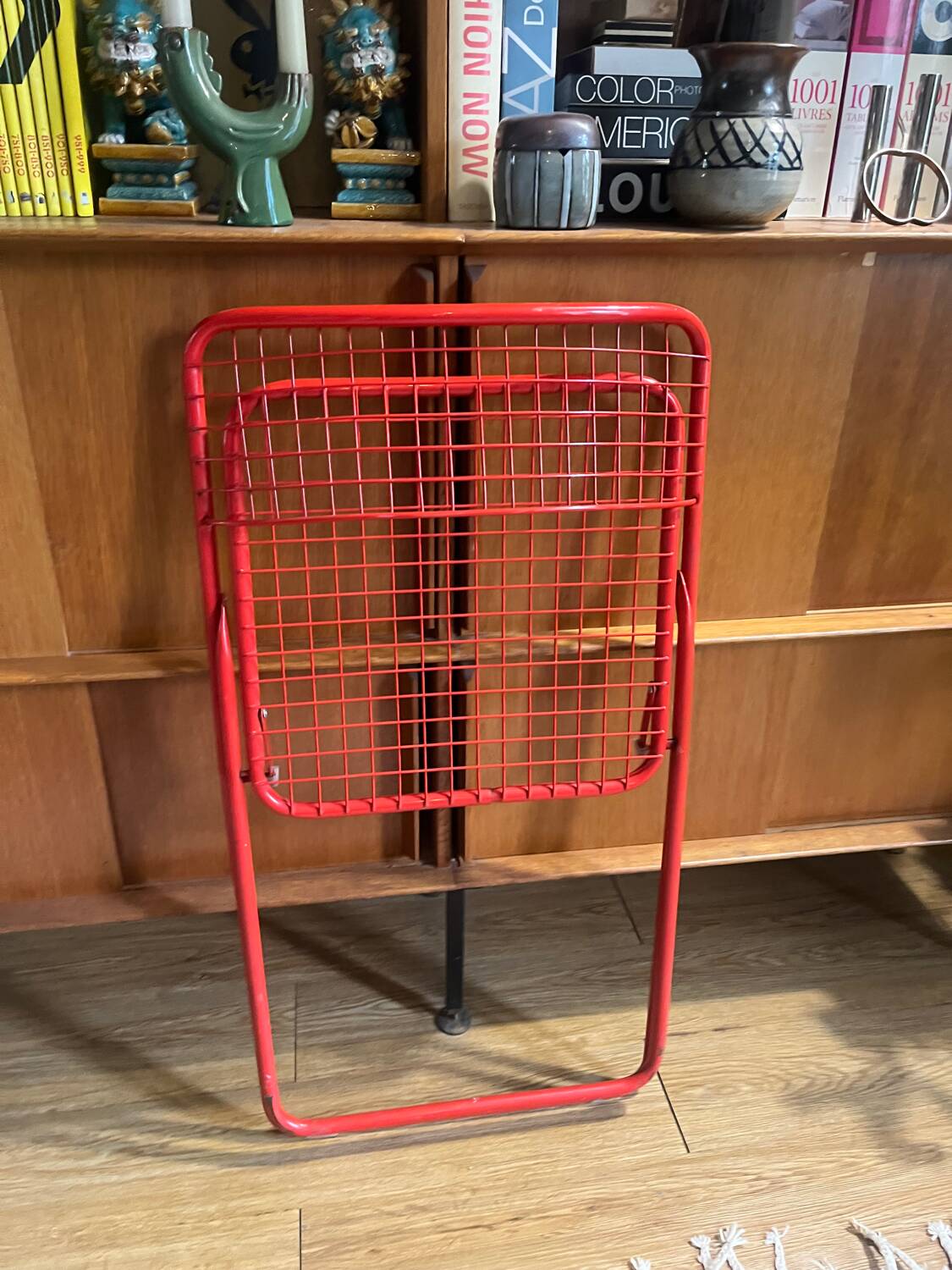 Vintage red Tallin chair