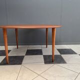 Mid-Century Modern scandinavian coffee table in teak by Hvidt & Mølgaard Nielsen for France and Søn.