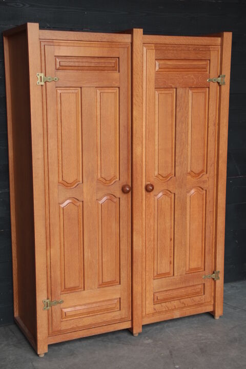 Guillerme and Chambron Cabinet