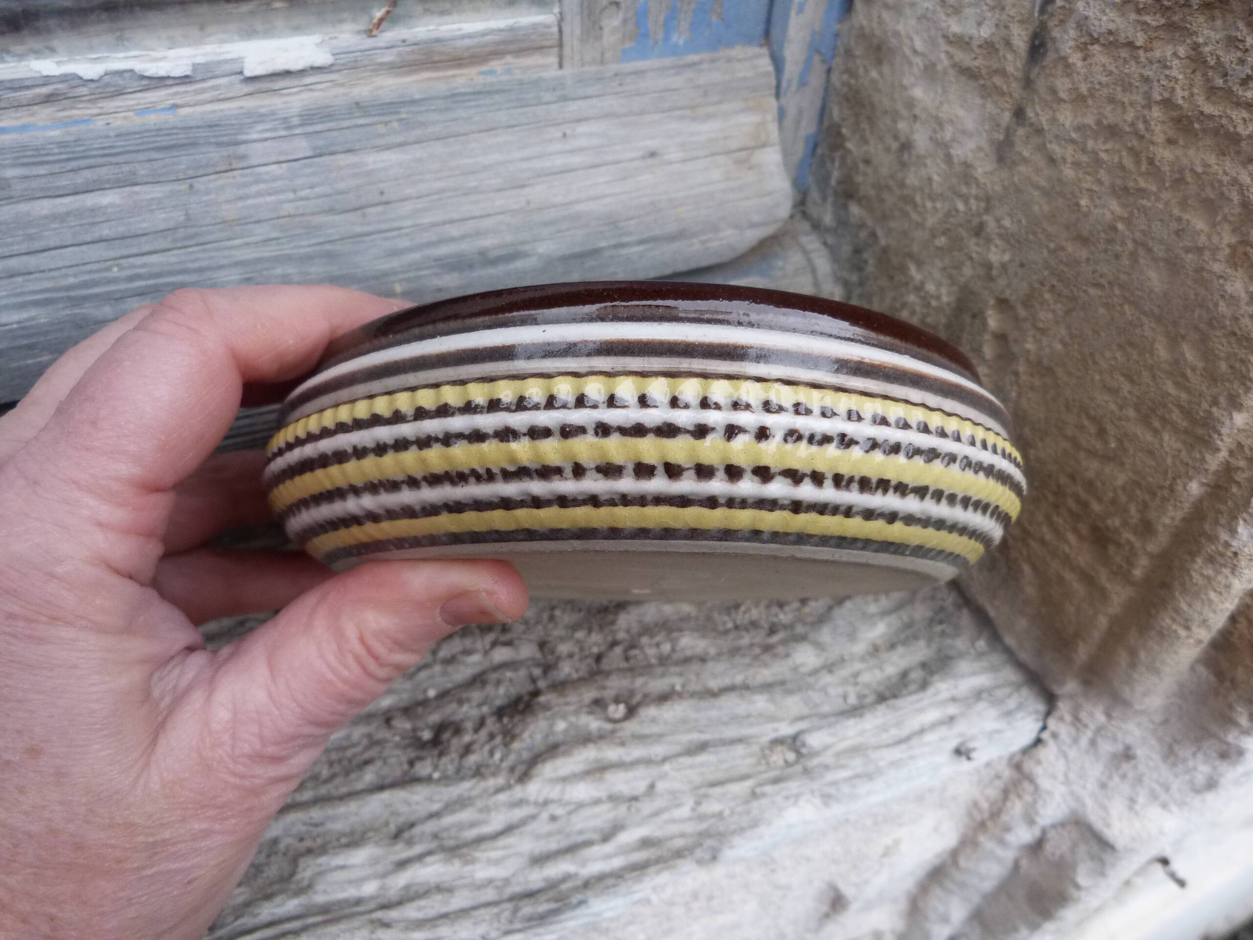 Ceramic ashtray and pocket tray