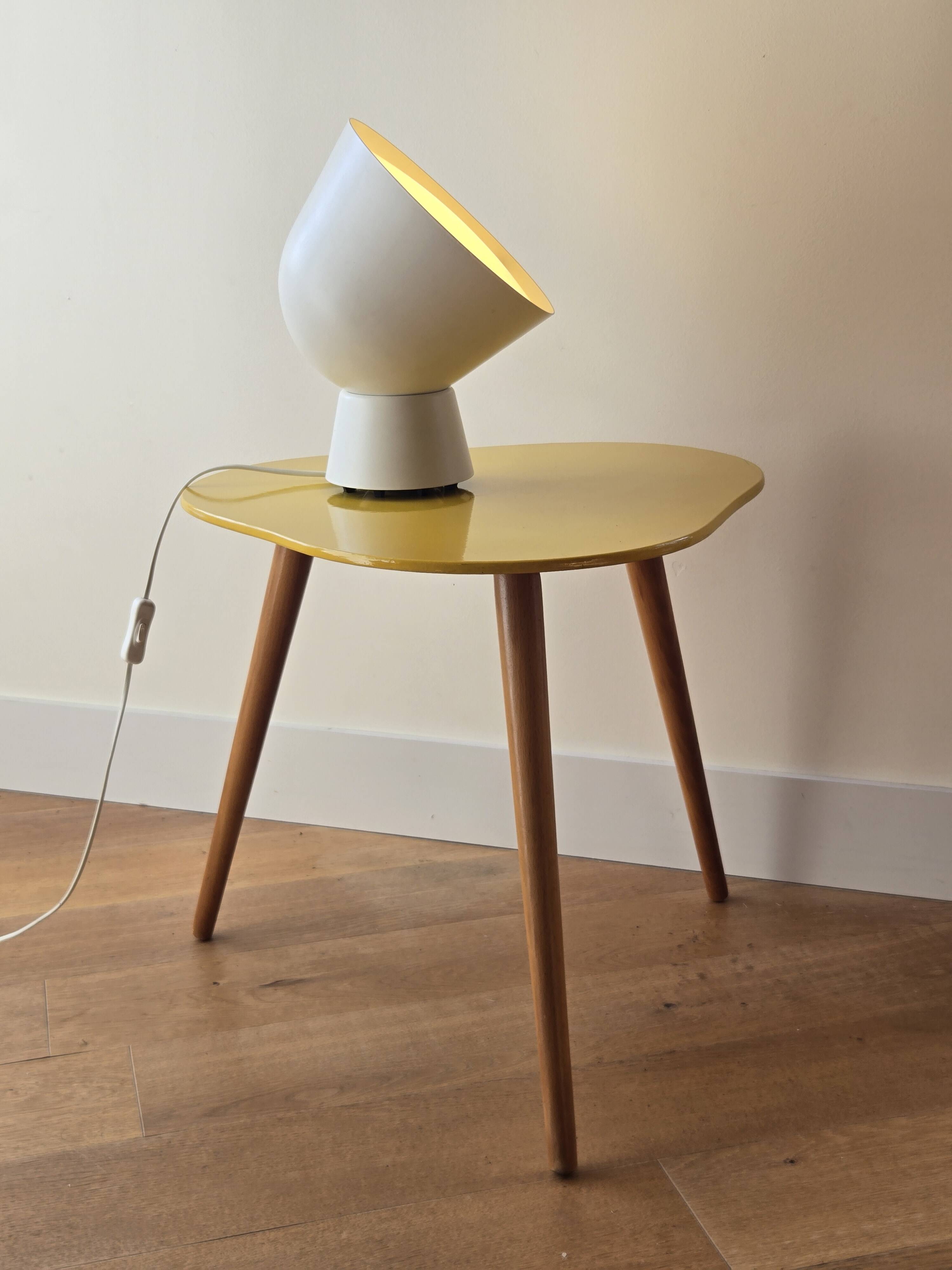 Vintage wooden tripod "bean" coffee table - 1970s design