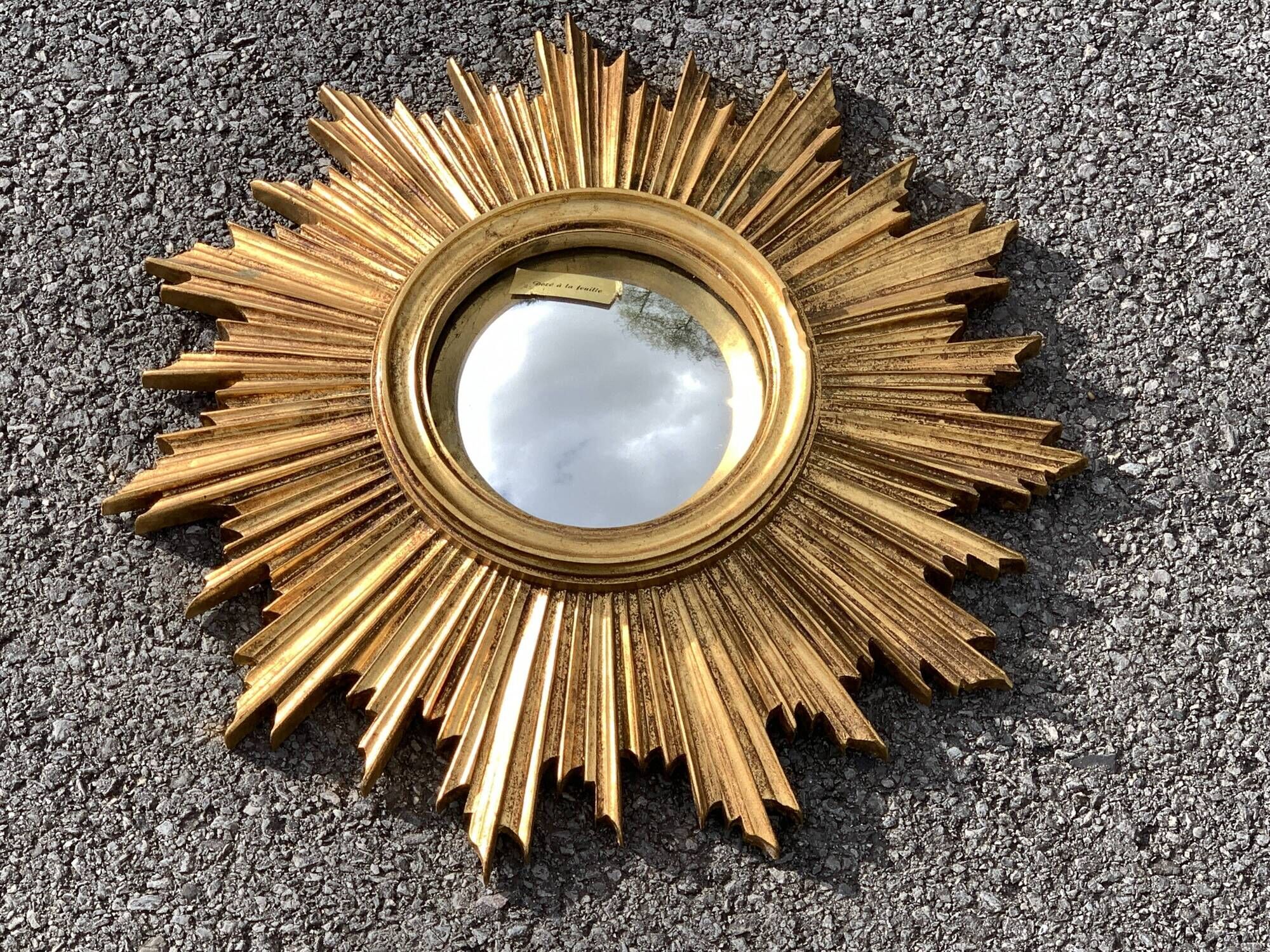 Mirror sun or wooden witch, gilded with gold leaf, diameter 41 cm