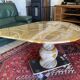 Table basse en onyx forme libre