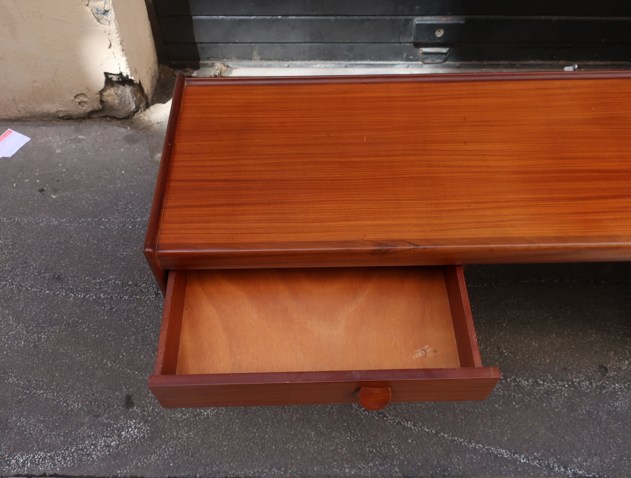 60s hairdresser White and Newton