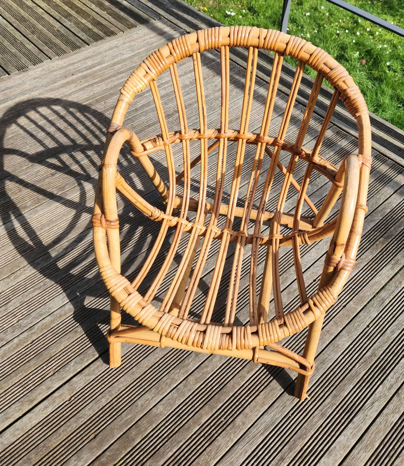 Child's wicker basket chair