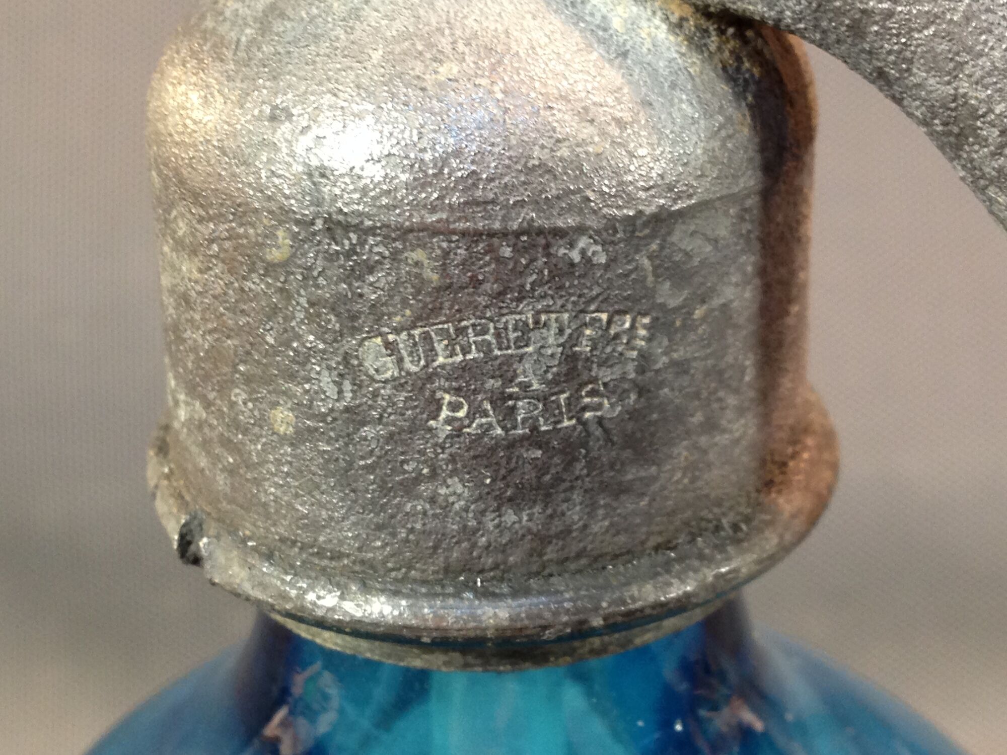 Former little siphon of bistro seltz water deco vintage blue bar Isère