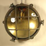 22 cm brass "porthole" wall light