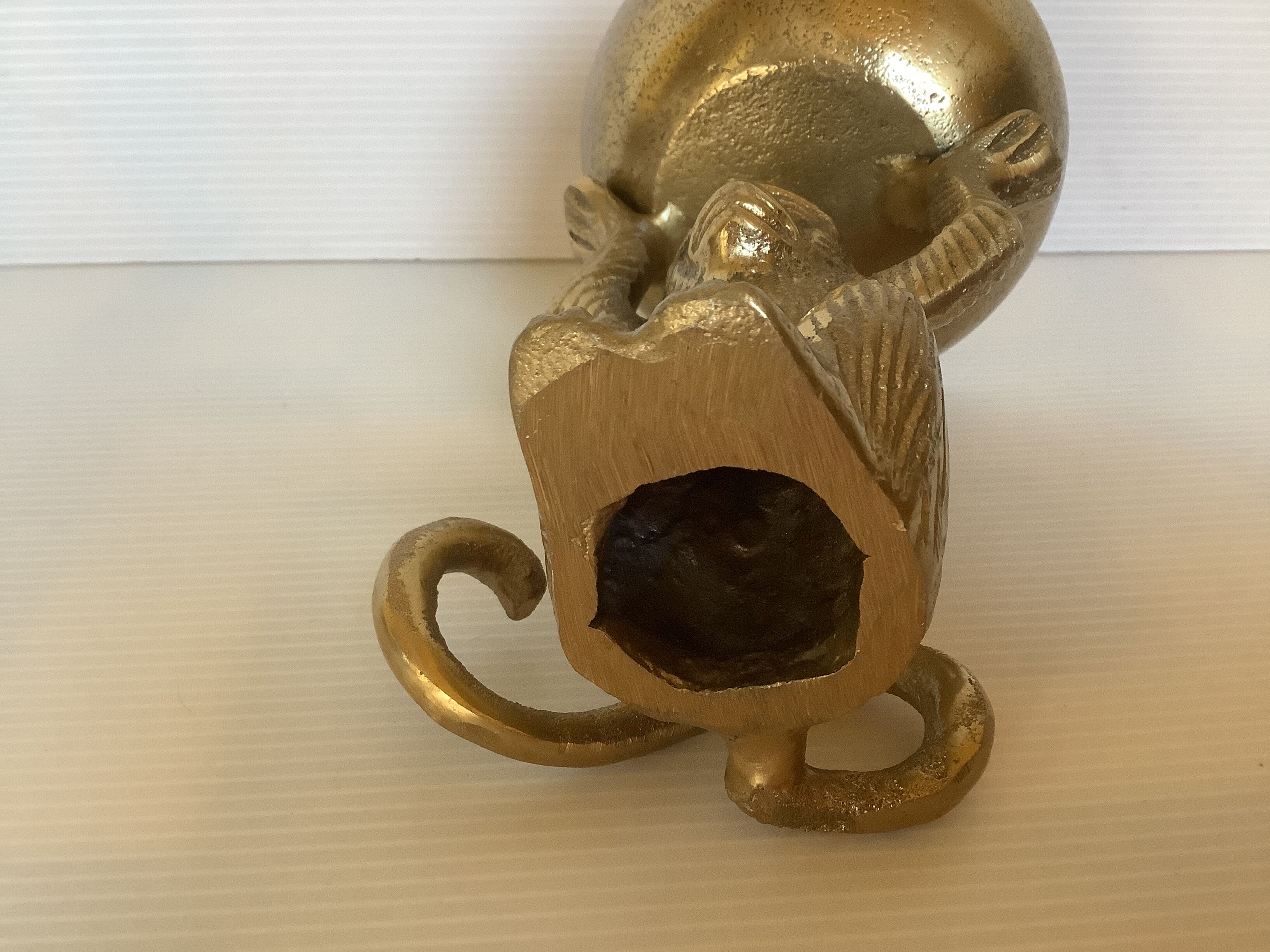 Golden monkey empty aluminum pocket