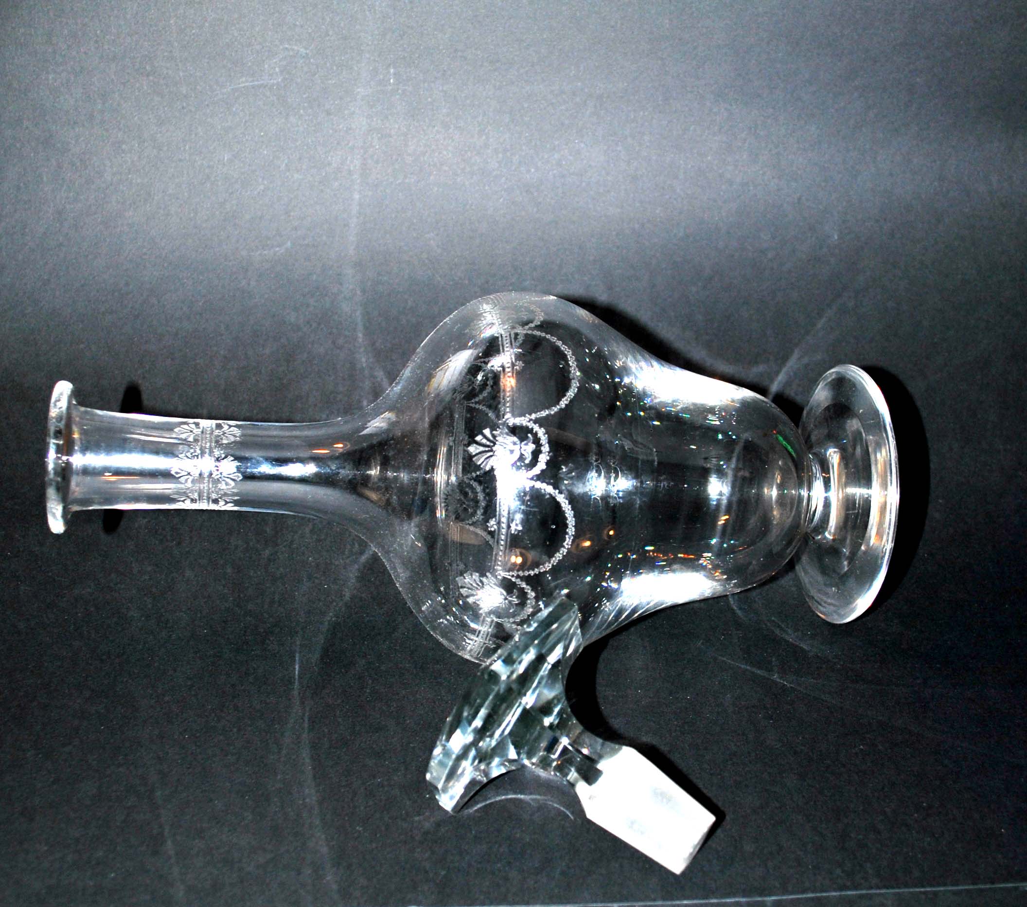 Carafe reims en cristal de saint-louis décor gravé à l'acide "cristal de roche" 1930