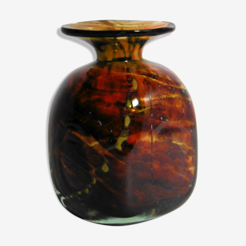 Amber-colored vase by Mdina