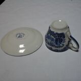 Assortment of 3 blue cups