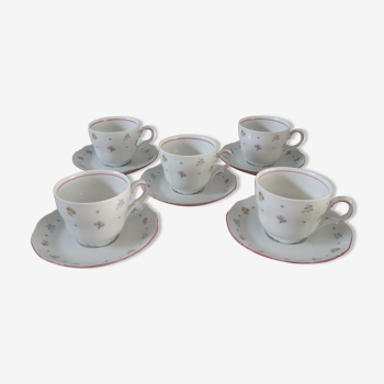 Lot de 5 tasses a café et soucoupes porcelaine