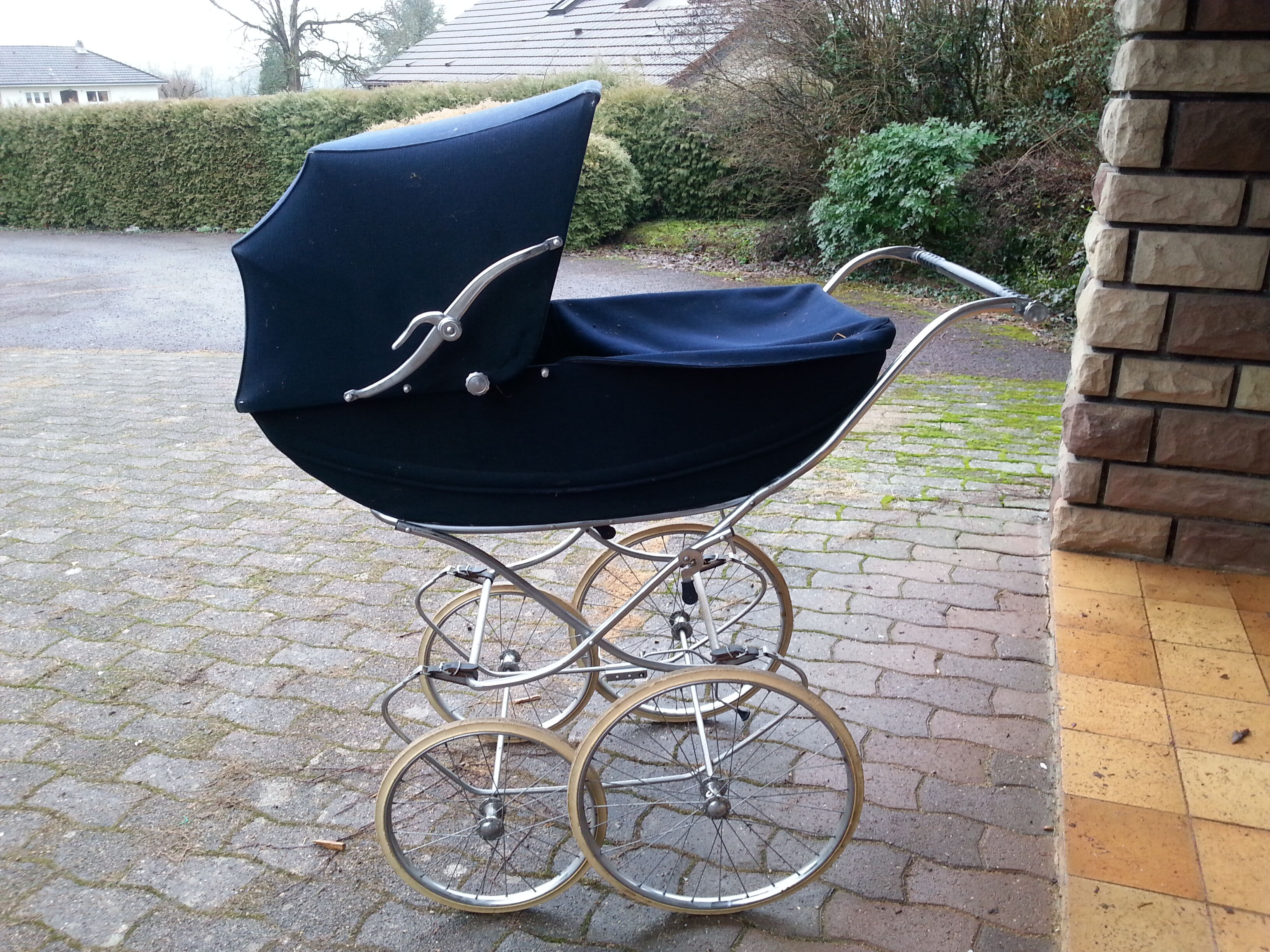 Vintage style pram English 60-70 years