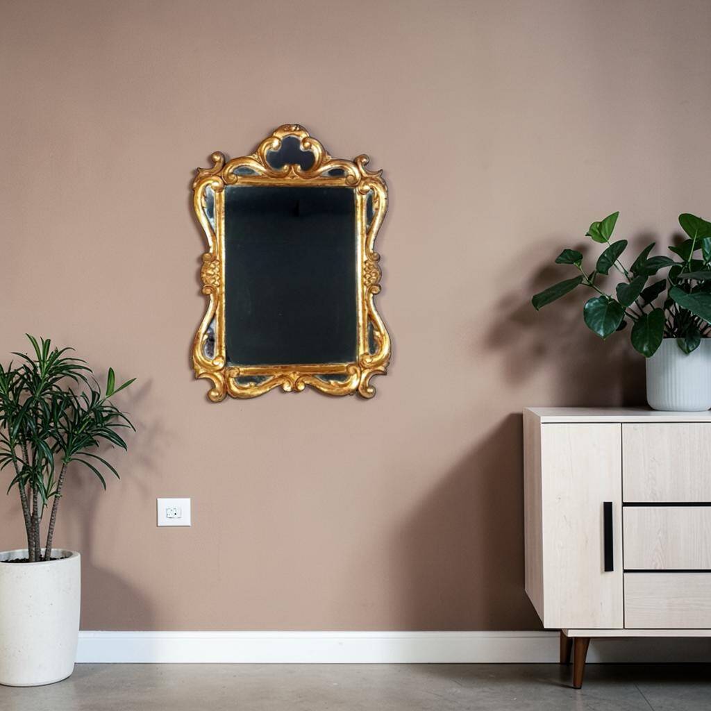 Antique mirror with carved wooden frame and original gilding, 53x37 cm, SD207.