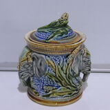Pot