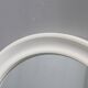 Miroir rond italien des années 1970, signé Carrara et Matta America Brevettato, en plastique blanc