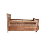 Rattan bed