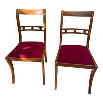 Lot de 2 chaises anciennes