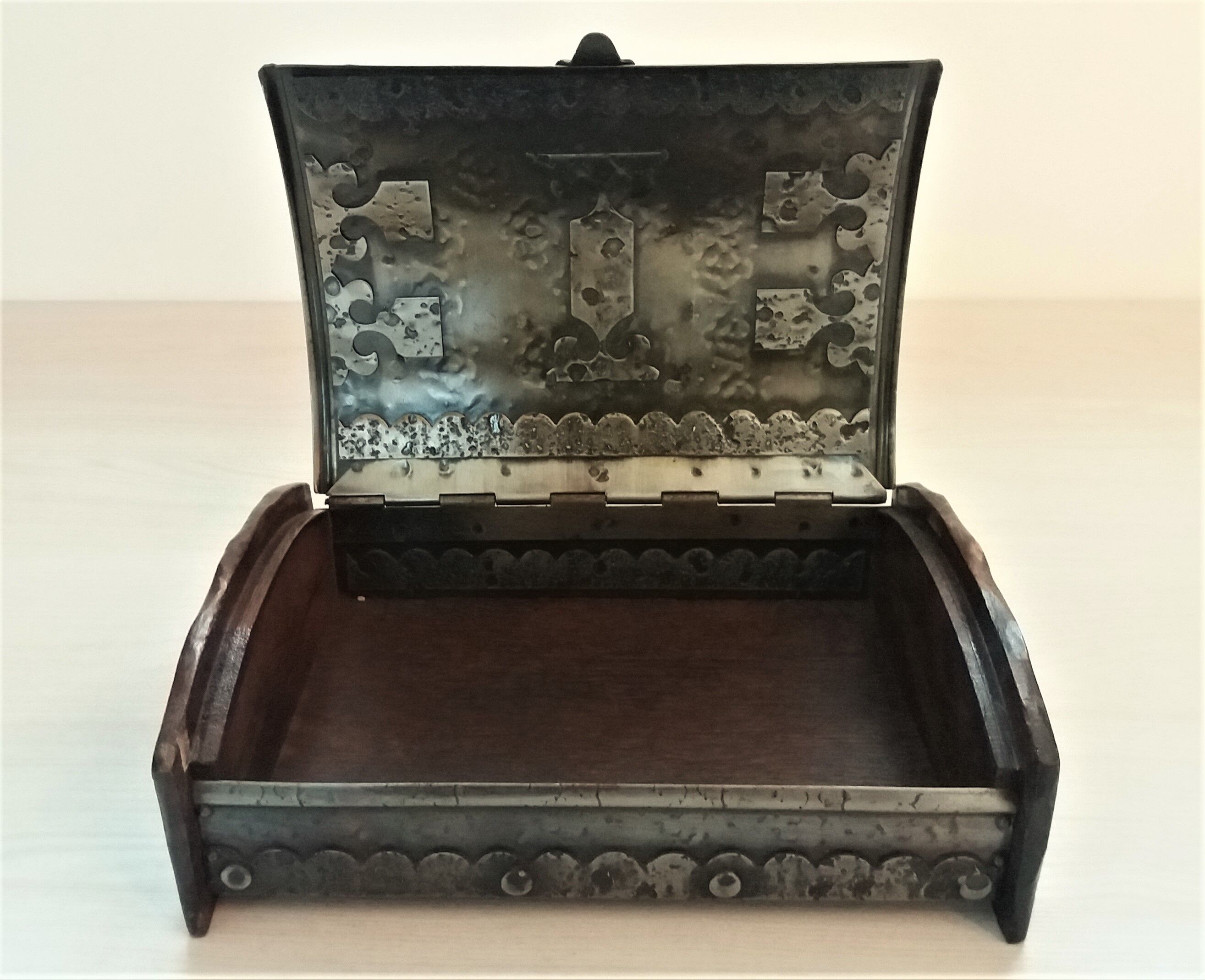 Metal and wood jewellery box