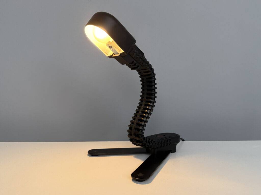 Cobra Junior table lamp by Masayuki Kurokawa for Yamagiwa, Japan, 1970s