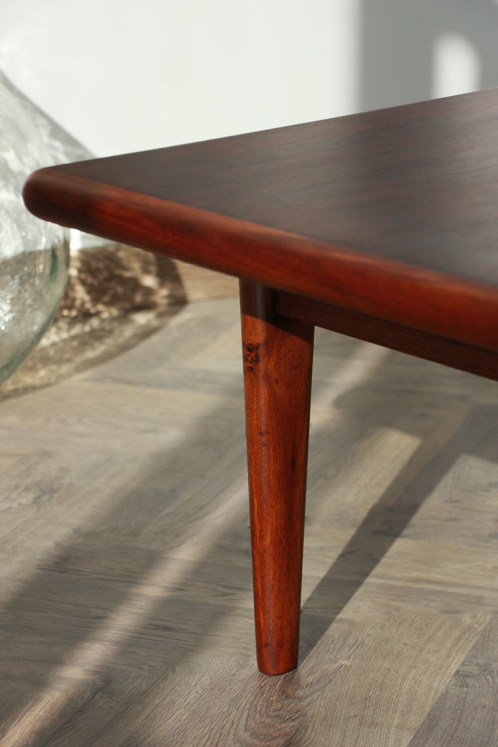 Coffee table - Rosewood and Solid Teak