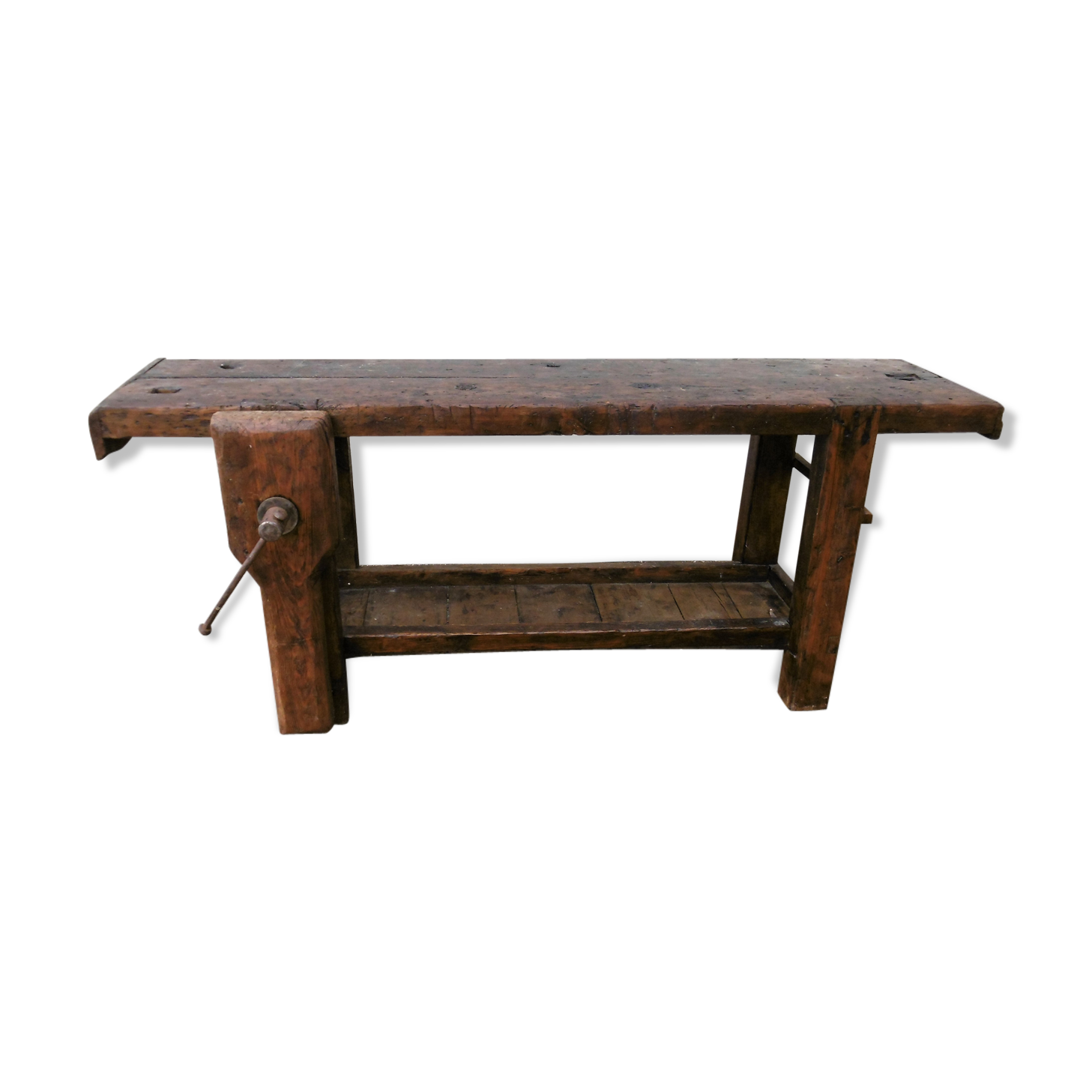 Workbench in raw wood with the press