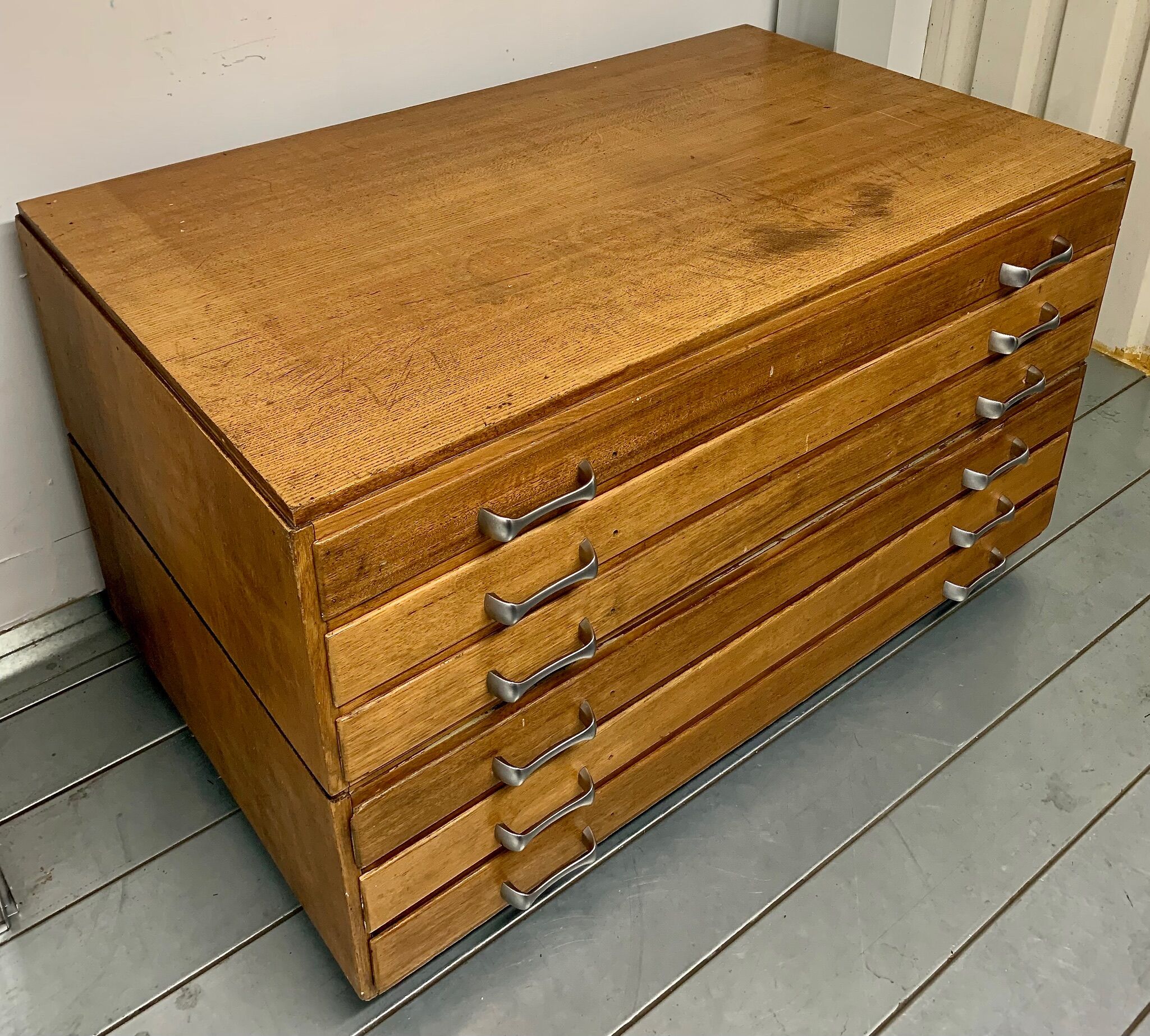 Artist's plan chest