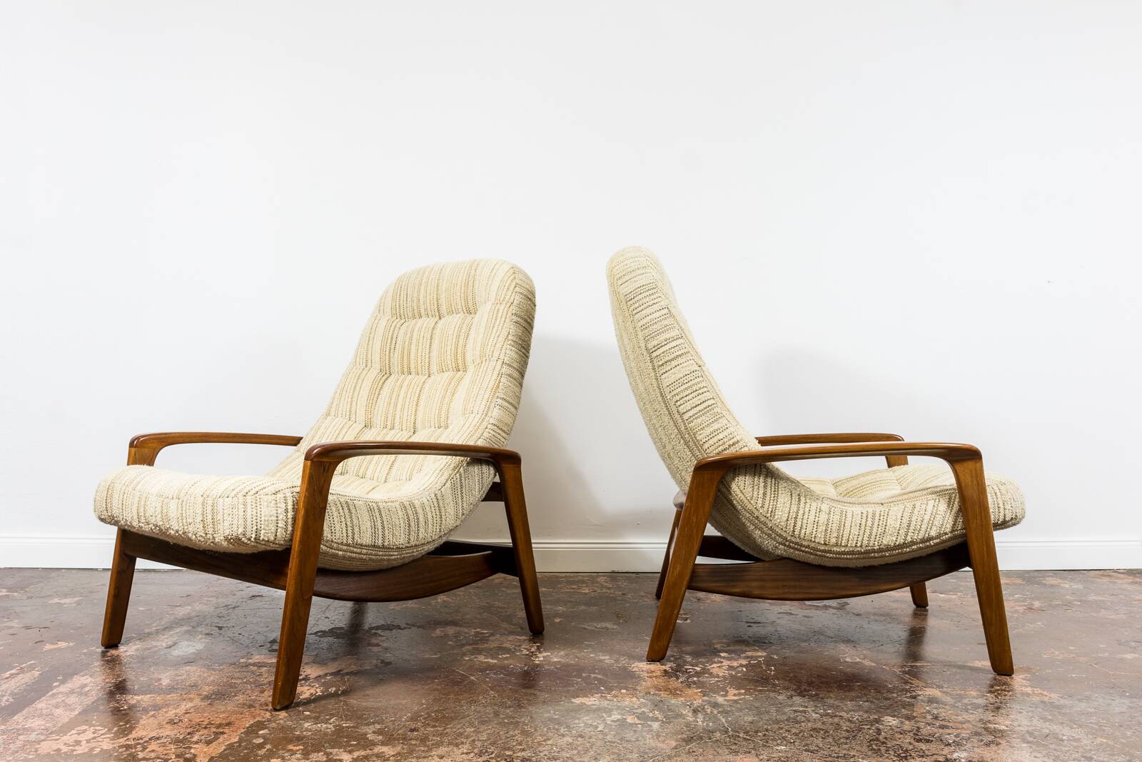 Pair of "Scoope" Lounge Chairs by R. Huber 1960's