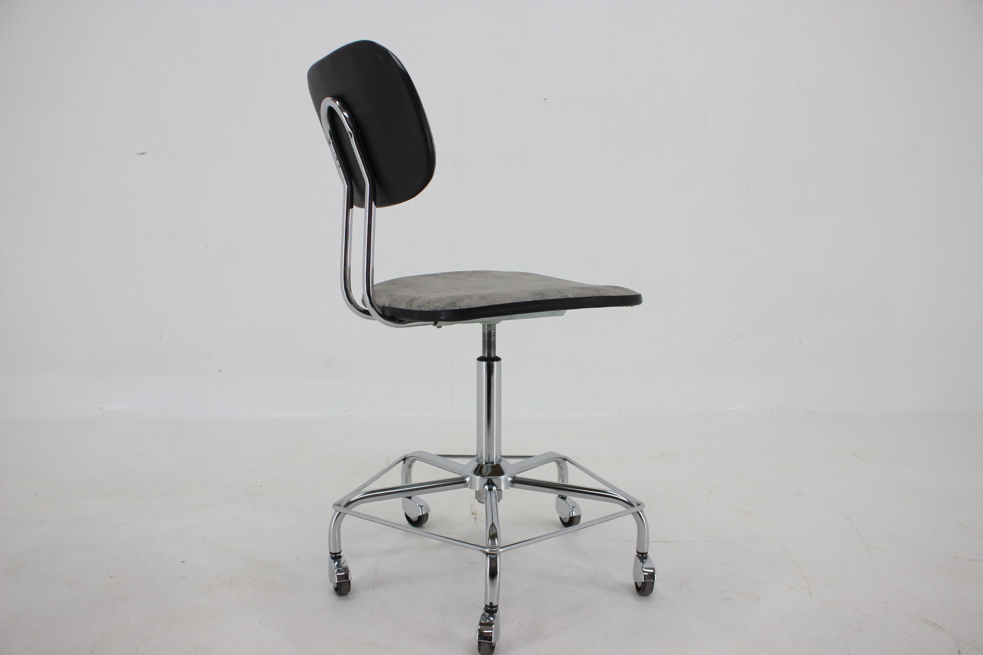 1970s Office Chair in Leather, Germany