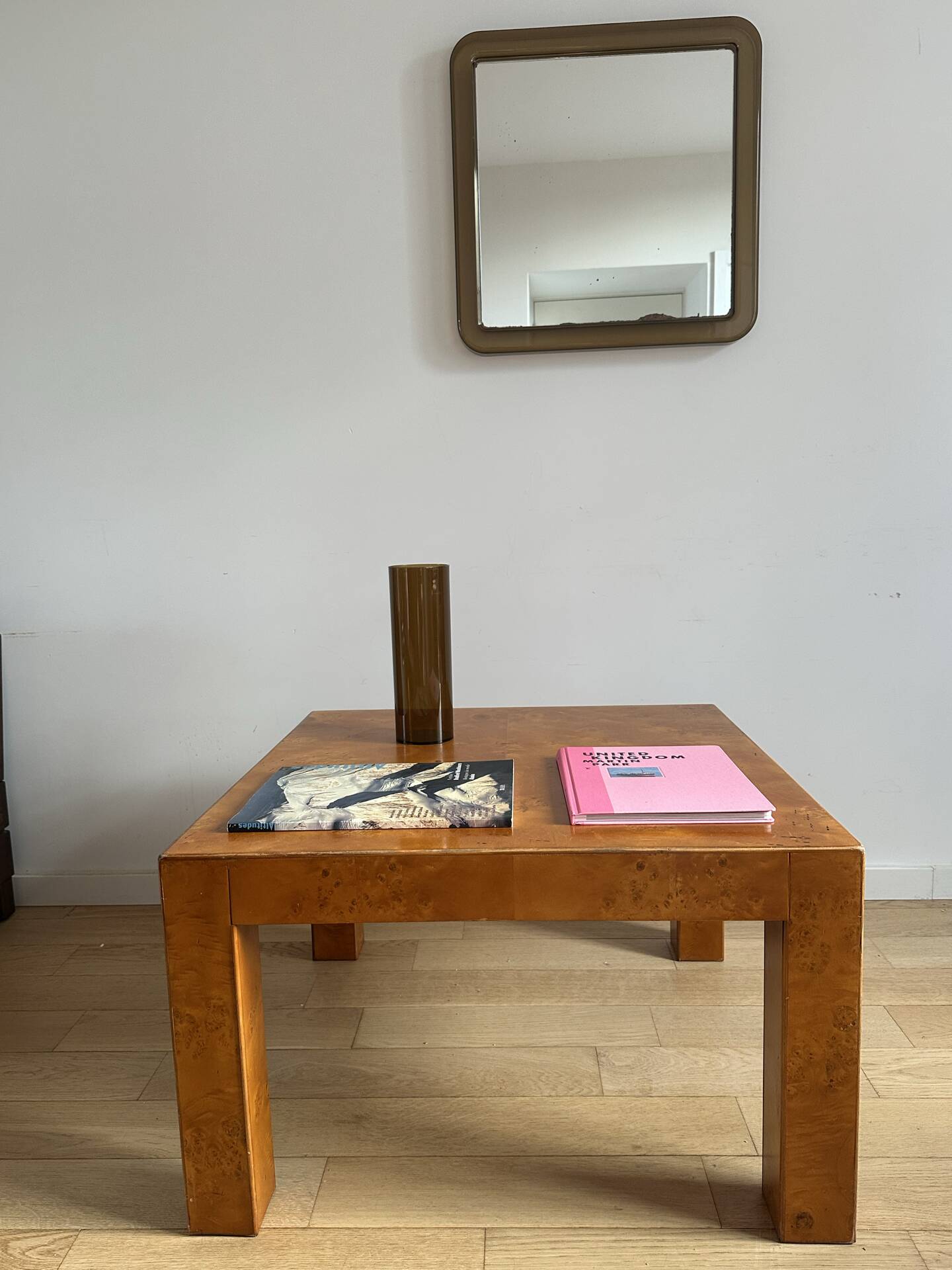 Table basse en loupe de peuplier